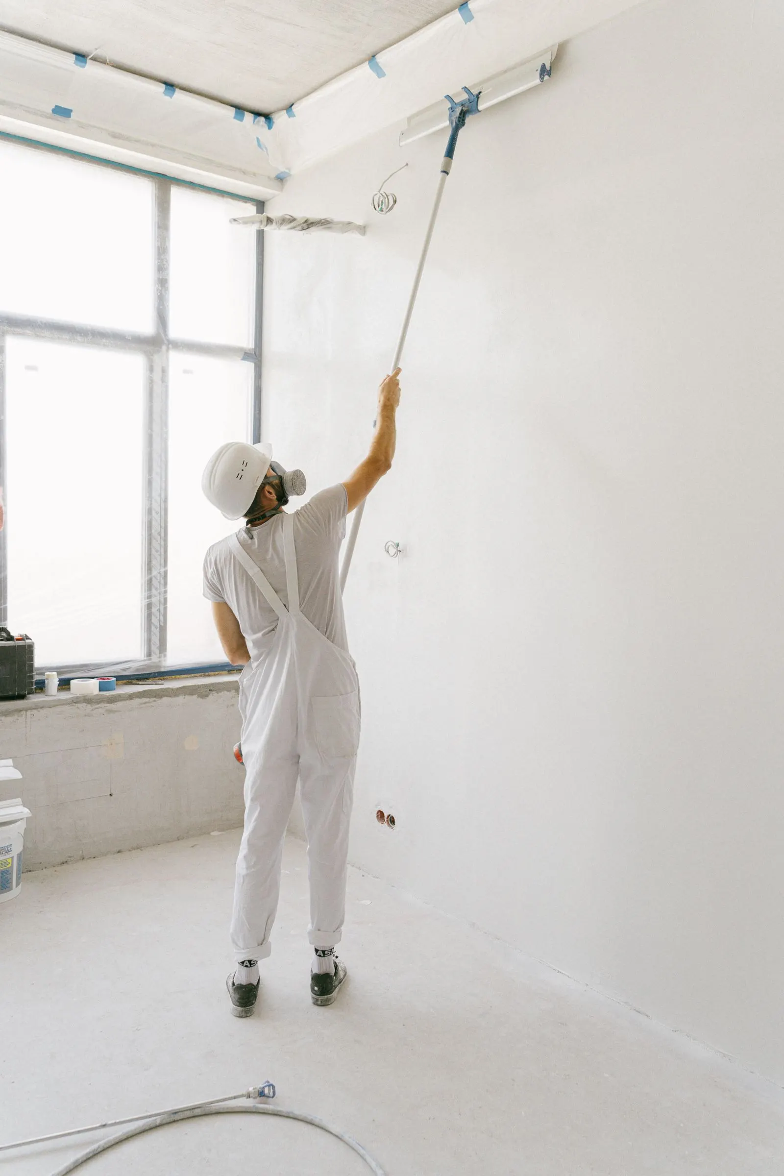 Application de peinture au rouleau